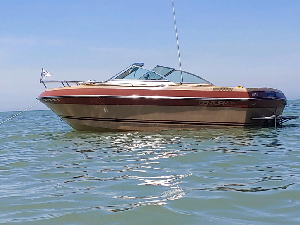 Austin Swiatlowski's 1983 Century 3000. Small block chevy. Believed to be catalog boat being number 050 off the line for that model in 1982.